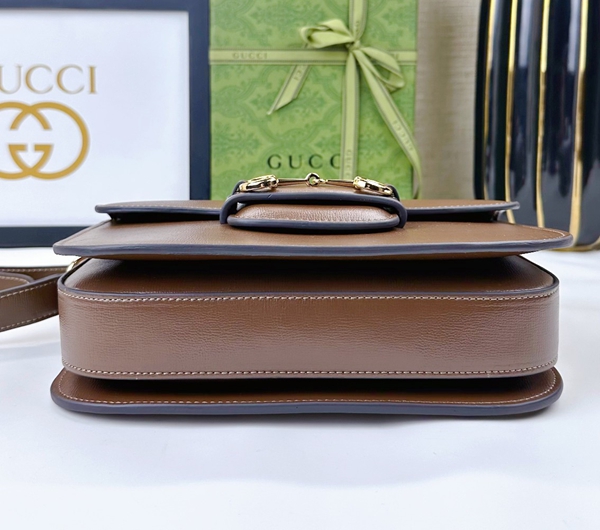 激安グッチバッグコピー着用イメージ